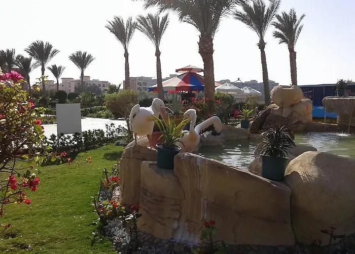 Resort Hawaii Riviera Club Aqua Park - Families And Couples Only